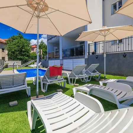 Tatjana Mit Zwei Schlafzimmer * Crikvenica