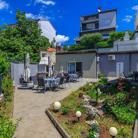 Appartamento Tatjana Mit Zwei Schlafzimmer Crikvenica
