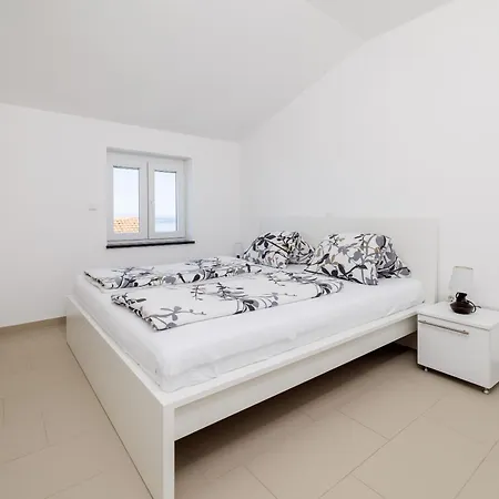 Tatjana Mit Zwei Schlafzimmer *