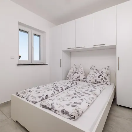 Tatjana Mit Zwei Schlafzimmer Apartman *