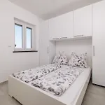 Tatjana Mit Zwei Schlafzimmer Apartmán *