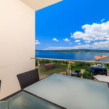 Tatjana Mit Zwei Schlafzimmer * Crikvenica