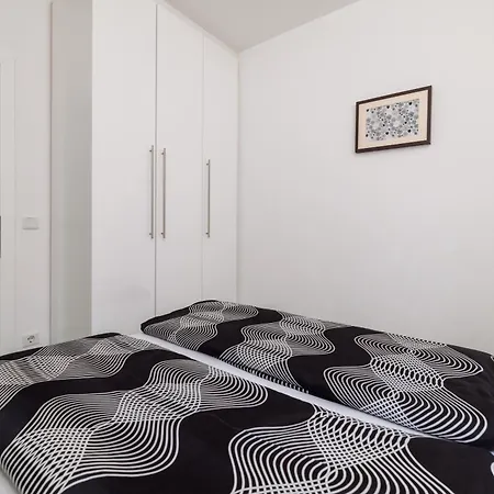 Tatjana Mit Zwei Schlafzimmer Apartment *