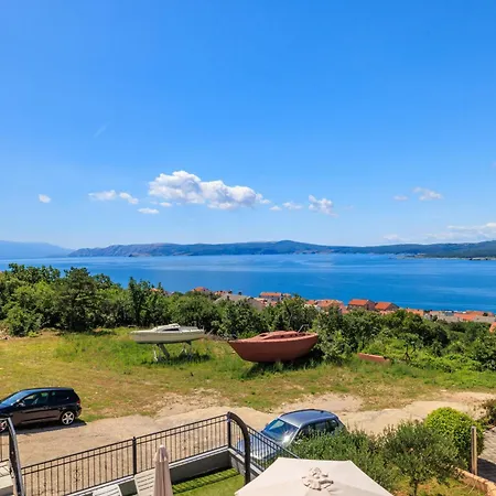 Tatjana Mit Zwei Schlafzimmer Crikvenica