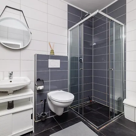Tatjana Mit Zwei Schlafzimmer Apartment