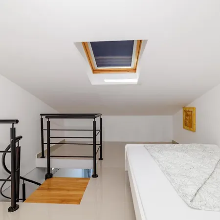 Tatjana Mit Zwei Schlafzimmer * Crikvenica