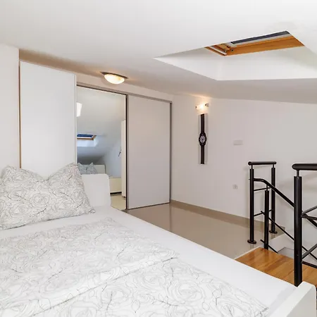 Apartment Tatjana Mit Zwei Schlafzimmer