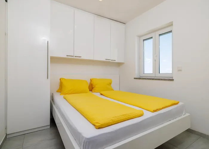 Tatjana Mit Zwei Schlafzimmer Apartman