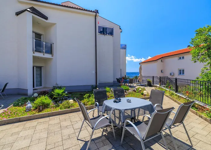 Appartamento Tatjana Mit Zwei Schlafzimmer Crikvenica