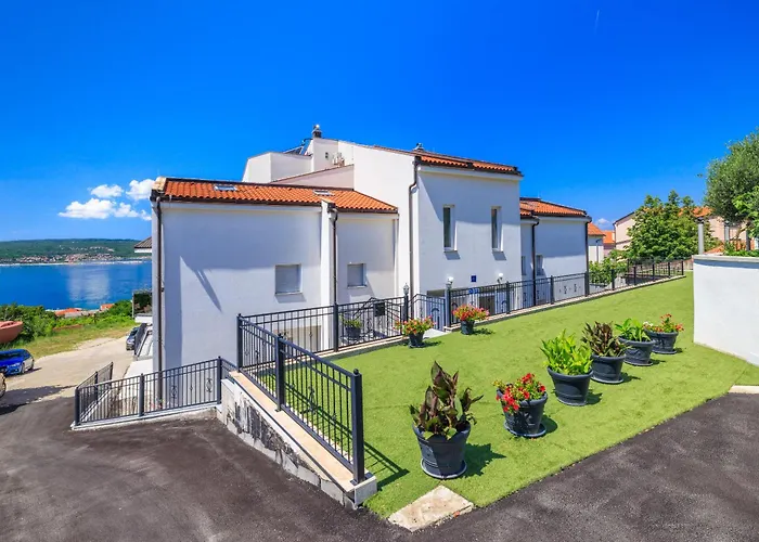 Appartamento Tatjana Mit Zwei Schlafzimmer Crikvenica
