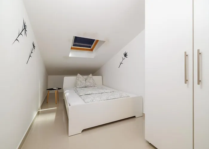 Apartman Tatjana Mit Zwei Schlafzimmer