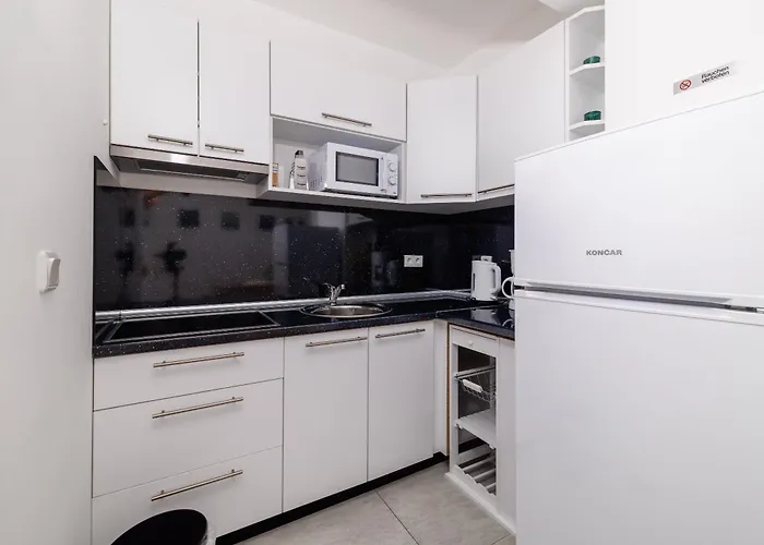 Tatjana Mit Zwei Schlafzimmer Appartamento