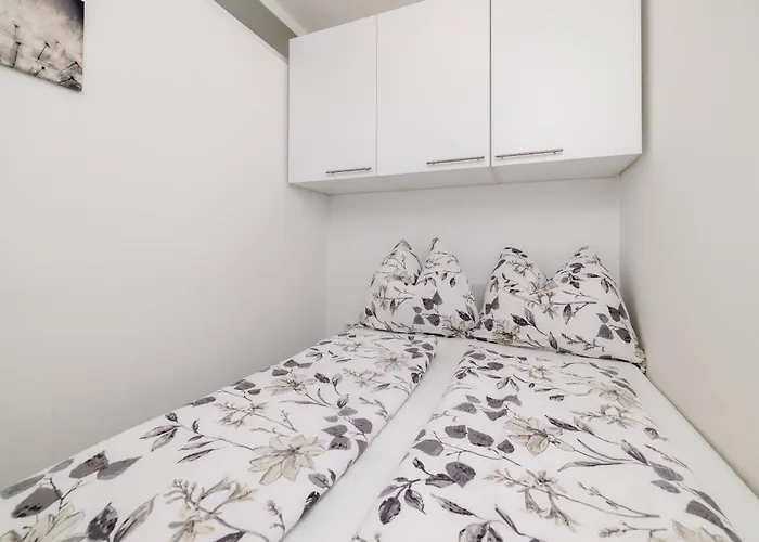 Apartman Tatjana Mit Zwei Schlafzimmer