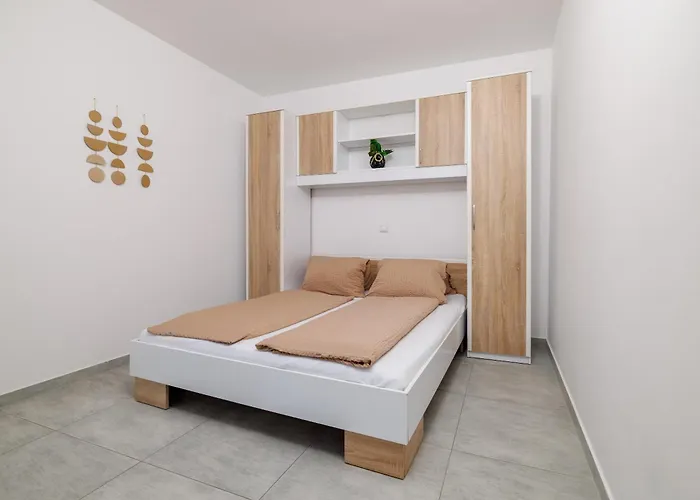 Tatjana Mit Zwei Schlafzimmer Crikvenica